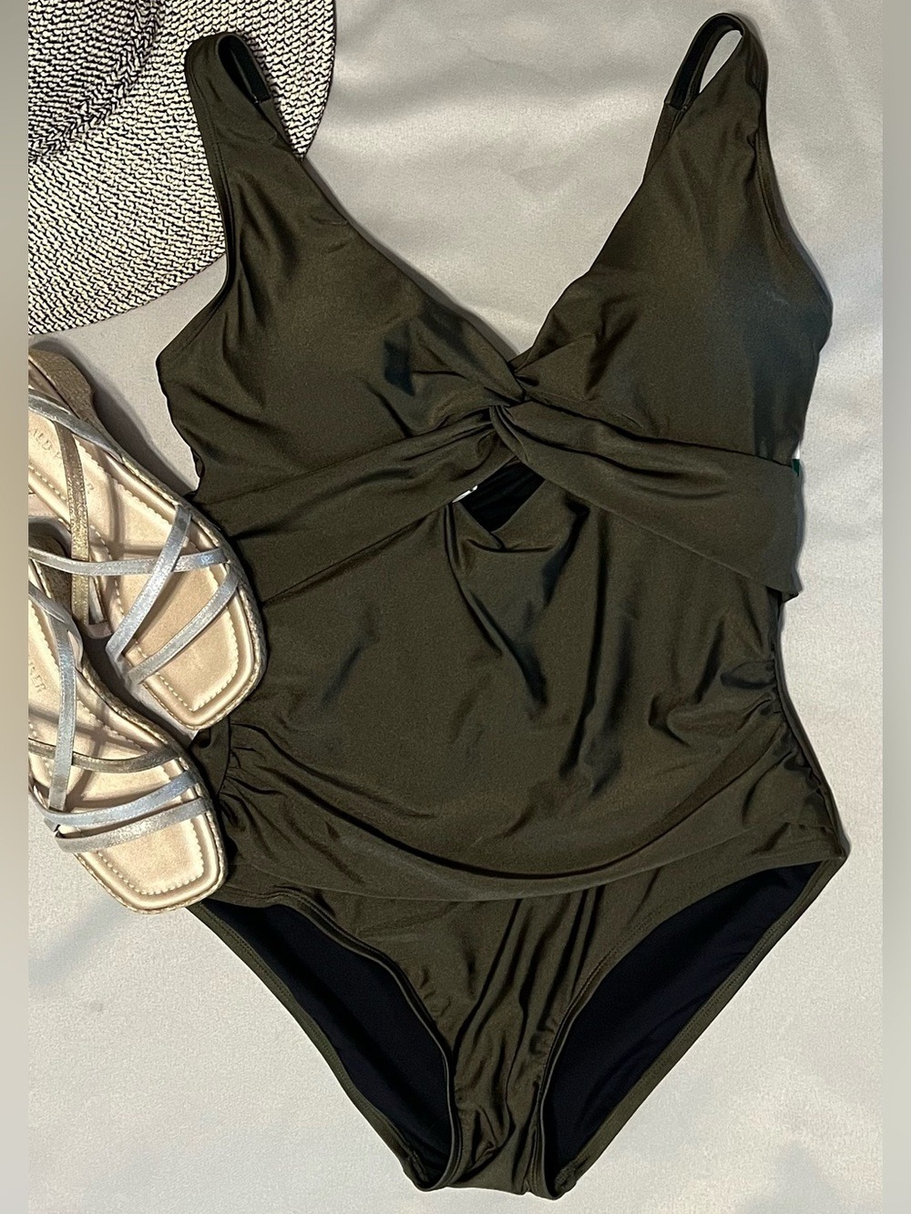 DKNY $96 One-Piece Swimsuit XL Olive Green Twist Front Cutout Tummy Control NWT
